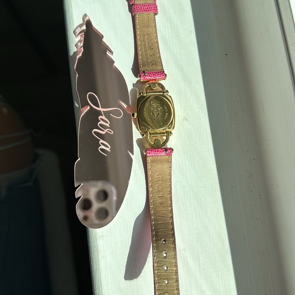 🛍️Vintage Gucci Pink Leather Band Watch - Picture 12 of 12